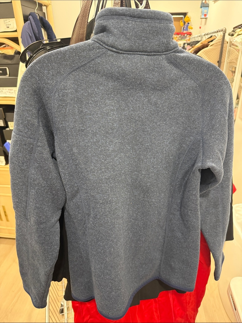 Patagonia Navy Half-Zip Fleece Pullover with Embroidered Logos - Picture 4 of 4